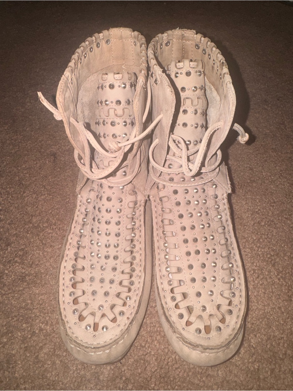 Sam Edelman Katelyn studded moccasin-style bootie/boots size 8